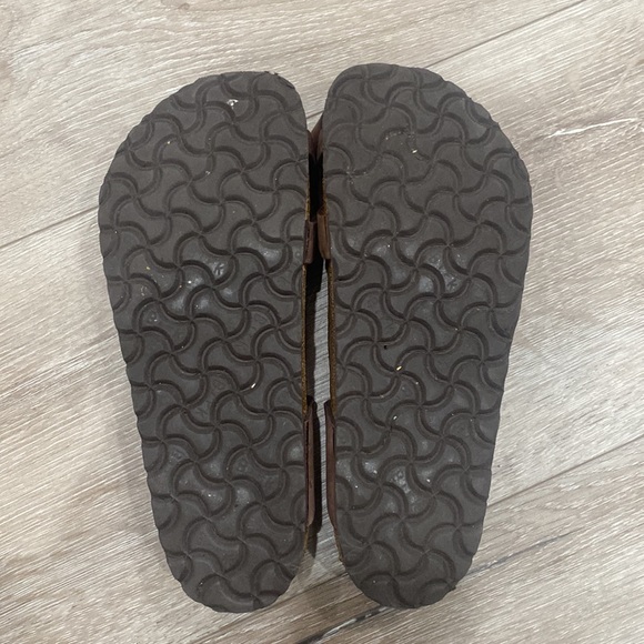 Women’s Mayari Birkenstock size 38! - Picture 4 of 4